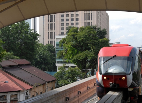 公共交通で巡る半日街歩きツアー_チャイナタウン散策&KLCCツインタワー噴水ショー